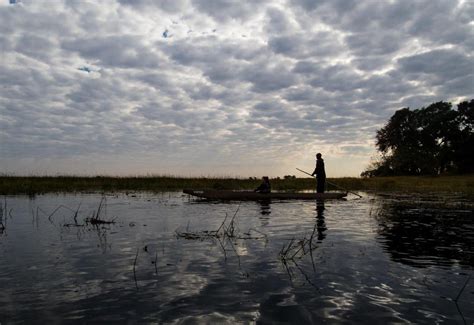 Exciting Mokoro Day Trip on the Okovango Delta | Botswana - Go Travel ...