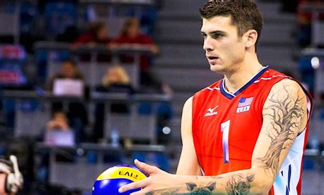 How Much Money Do Professional Volleyball Players Make? | VolleyCountry