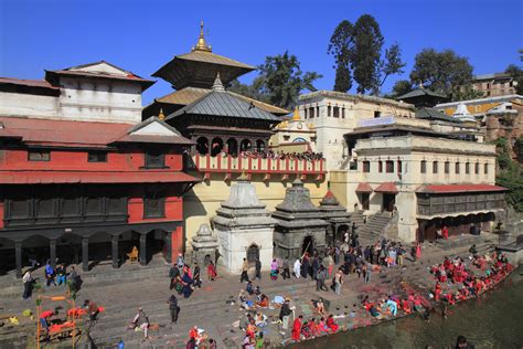 Pashupatinath Temple – KTM Guide