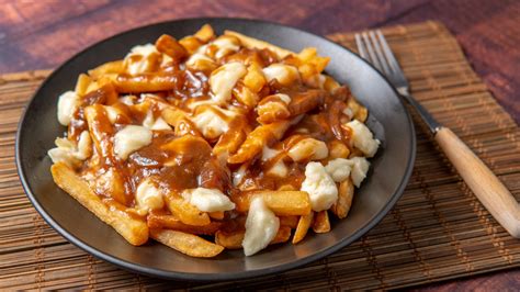 The Ingredient You Cannot Skip When Making Poutine