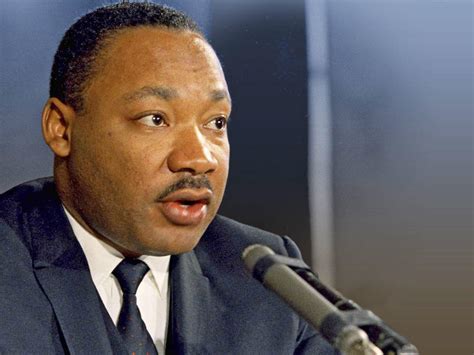 Iconic photos of Dr. Martin Luther King Jr. - CBS News