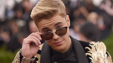 Justin Bieber lands eight Guinness world records