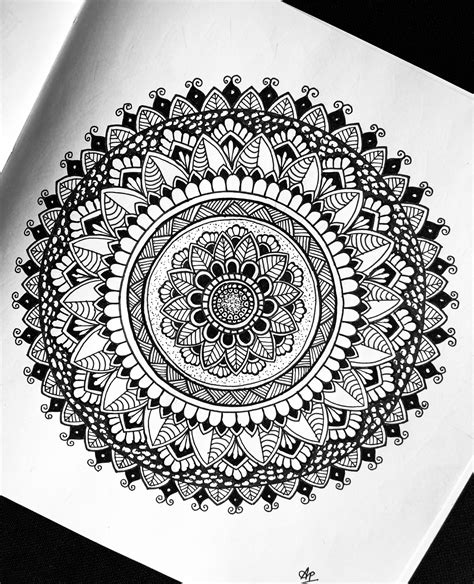 Black Mandala design. Free hand mandala doodle. Zentangle pattern ...