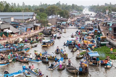 Mekong Delta Floating Markets - Things you need to know before traveling