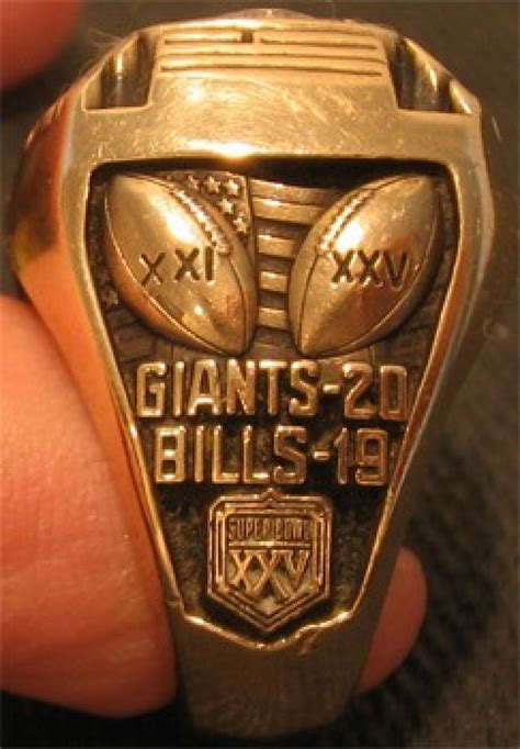 Lawrence Taylor Puts Super Bowl XXV Ring up for Auction [UPDATE] | IBTimes