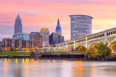 2,128 Cleveland Skyline Royalty-Free Photos and Stock Images | Shutterstock