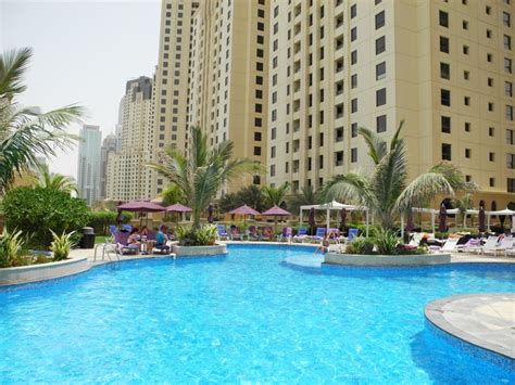 "Pool Mövenpick Hotel" Mövenpick Hotel Jumeirah Beach (Dubai ...