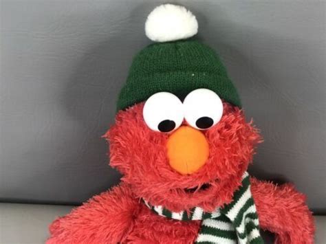 Sesame Street Elmo Plush Stuffed Christmas Winter Green Scarf and Hat ...