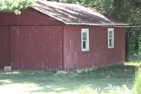 The Appeal of Old Barn Wood - Old World Garden Farms