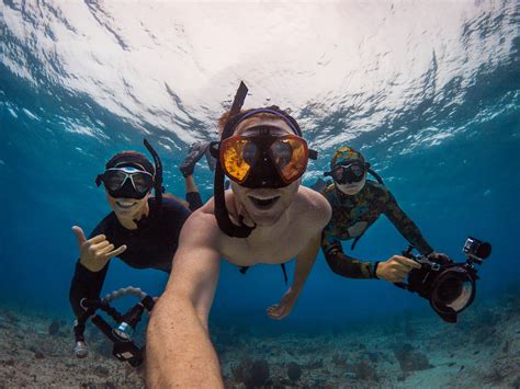 Best Underwater Cameras: 2024 Ultimate Guide | GoPro