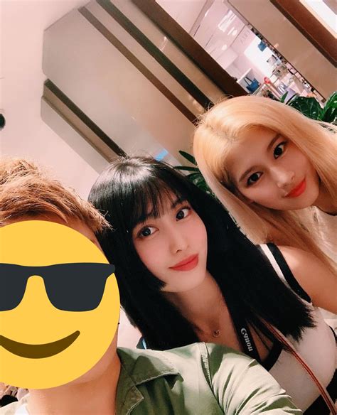 190603 - Momo and Sana from when they were on vacation in Hawaii : r/twice