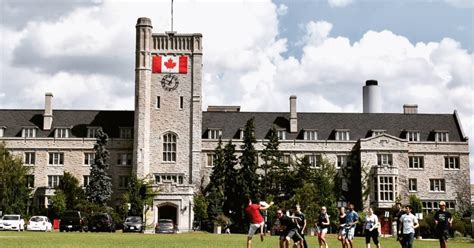 University of Guelph tuition 2020: Scholarships and cost of living ...