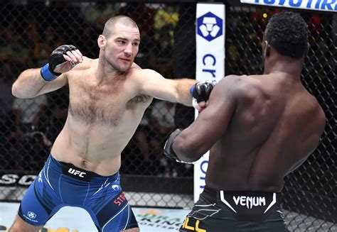 Sean Strickland Secures Decision Win Over A Bloodied Uriah Hall - UFC ...