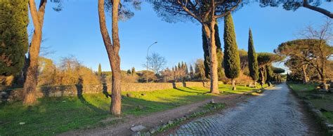 E-bike tour of Via Appia, Catacombs and Park of the Aqueducts - Via ...