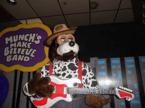 We've Got Some Bad News For The Chuck E. Cheese Fans Out There | Page 3 ...