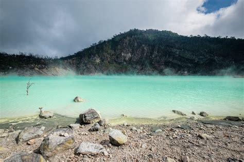 How To Visit Kawah Putih: White Crater Lake In West Java