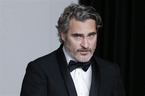 'Beau is Afraid' trailer: Joaquin Phoenix faces fears on wild adventure ...