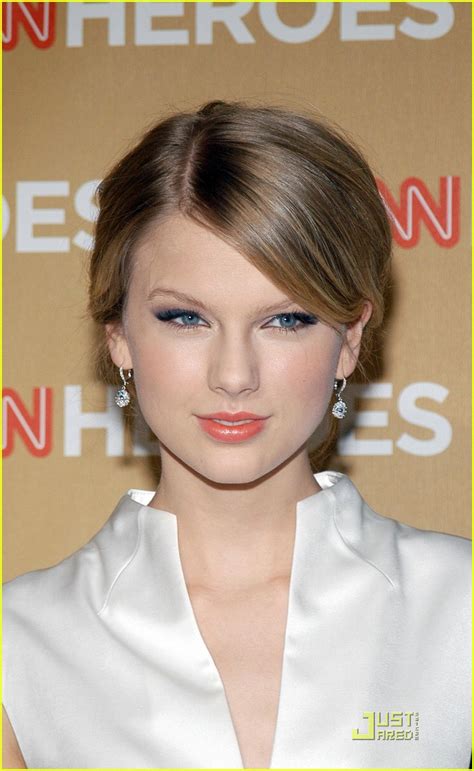 Taylor Swift is a CNN Hero | Photo 13691 - Photo Gallery | Just Jared Jr.