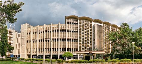 IIT BOMBAY Mumbai Course Details, Contact Details, Fee Structure ...