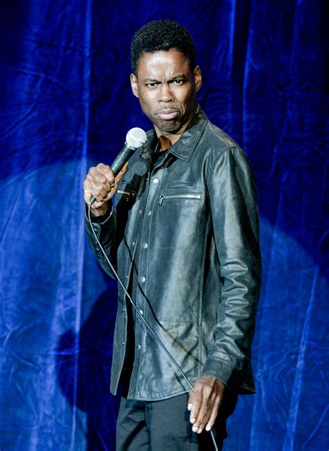 Download Chris Rock Comedy Show Wallpaper | Wallpapers.com