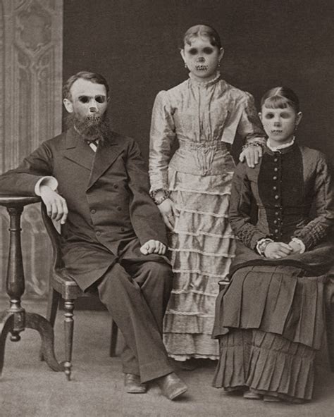 Creepy Old Photos, Creepy Images, Creepy Pictures, Halloween Snacks ...