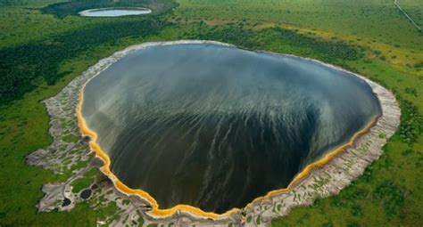 Lake Katwe Crater - attractions in queen elizabeth national park