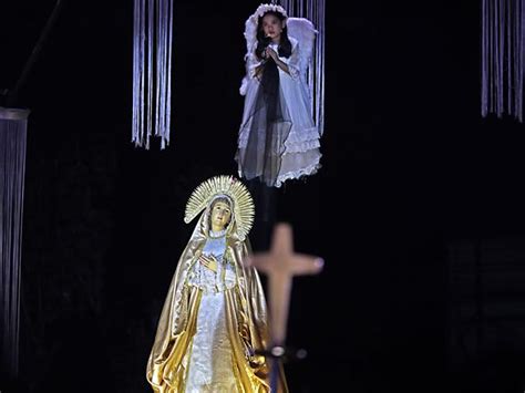 'Salubong' commemorated by Catholic faithful on Easter | GMA News Online