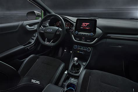 Photo 25 - ford puma st intérieur - Ford Puma ST (2020). Le SUV urbain ...