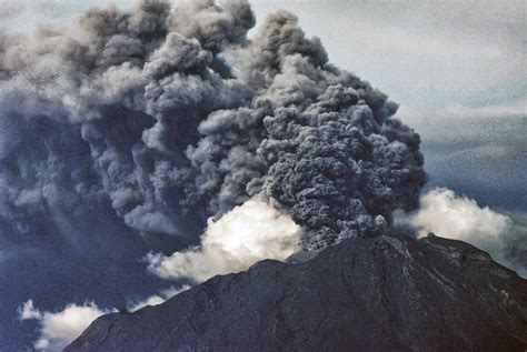 Third Explosive Eruption at Chile's Calbuco | WIRED