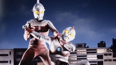 Ultraman 80 Episode 44: Duel! 80 vs Seven - YouTube