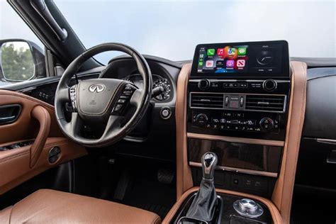 Learn More About the 2023 INFINITI QX80 Available Interior Technology