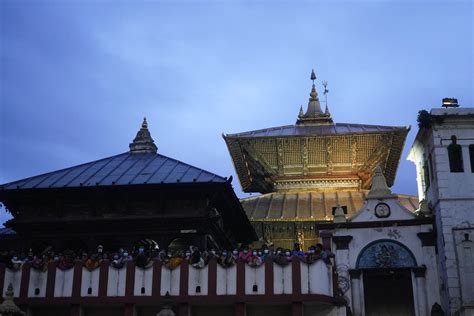 Glimpses of evening Aarti at Pashupatinath Temple (Photo Gallery ...