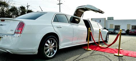 Wedding Limo Service: Limousine & Party Bus Rental for Weddings