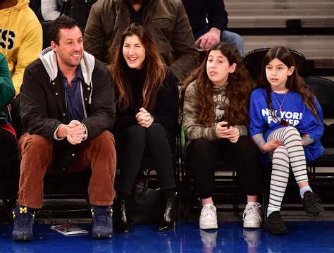 Adam Sandler Reads Speech Roasting Him, Written By His Teen Daughters