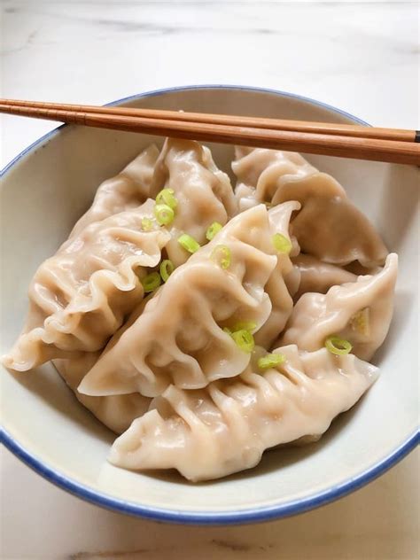 Traditional Chinese Dumplings (a step by step guide) - Mama Loves to Cook