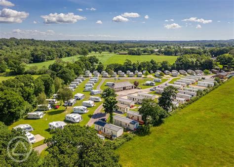 Dorset caravan parks - 60+ top touring caravan sites in Dorset