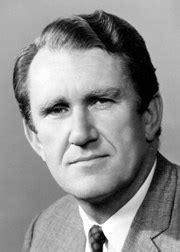 Malcolm Fraser Biography, Malcolm Fraser's Famous Quotes - Sualci ...