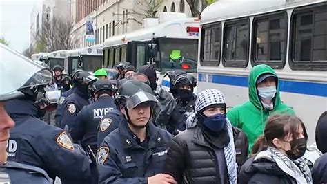 Columbia University protest: Over 100 pro-Palestinian demonstrators ...