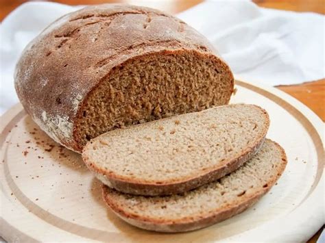 Sourdough Rye Bread - Caroline's Cooking