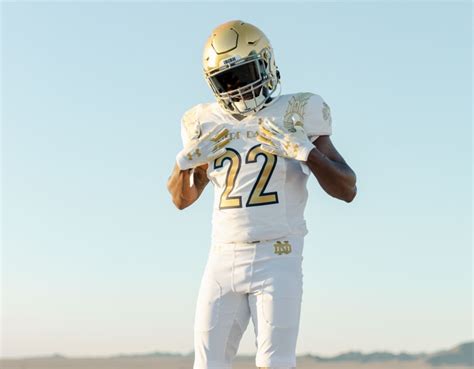 InsideNDSports - Look: Notre Dame showcases 2022 Shamrock Series uniforms