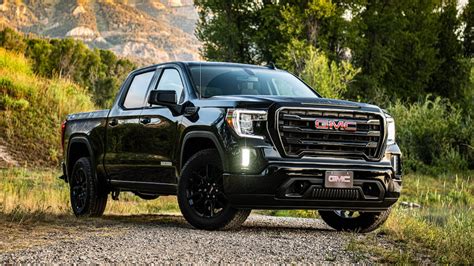 2021 GMC Sierra Gets Impressive New AT4 Value Package - Kelley Blue Book