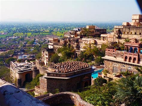 Plan A Weekend Getaway To The Ancient Town Of Neemrana In Rajasthan ...