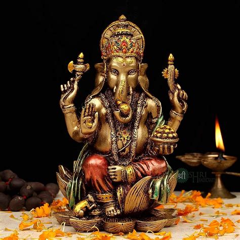 Extensive Collection of 4K Ganesh Idol Images: Over 999+ Astonishing ...