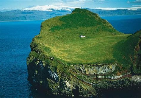 The Most Isolated, Amazing, Off-Grid House In The World? - Off The Grid ...