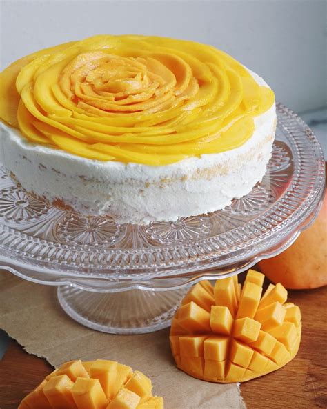 Simple and Fresh, Mango Cream Cake - Strawberry in the Desert