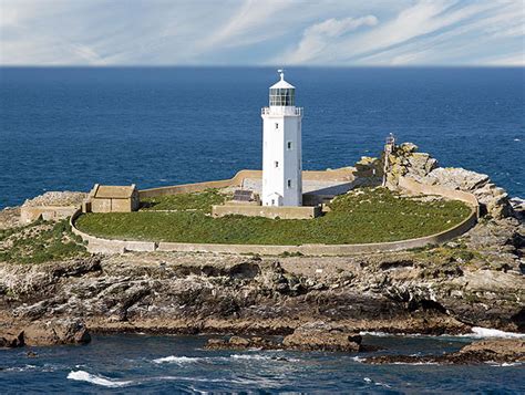 Godrevy Lighthouse: SOUTH WEST COAST PATH - a photo tour