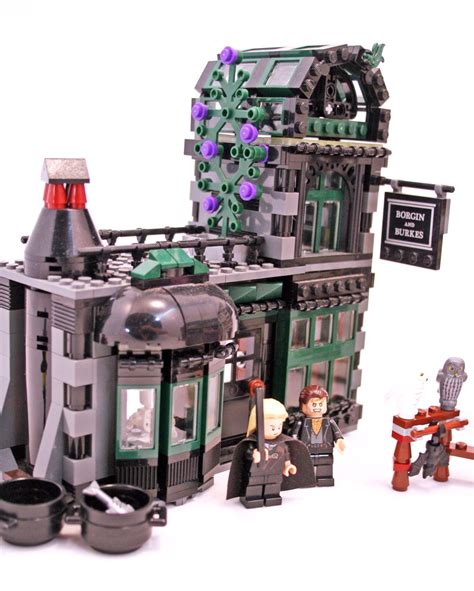 Diagon Alley - LEGO set #10217-1 (Building Sets > Harry Potter)