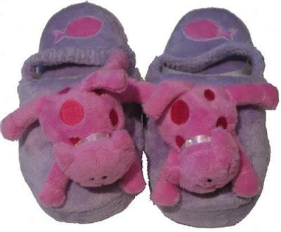 Funny feet slippers - 33 Pics | Curious, Funny Photos / Pictures