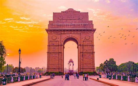 India Gate - New Delhi [1920x1200] | Cool places to visit, India gate ...