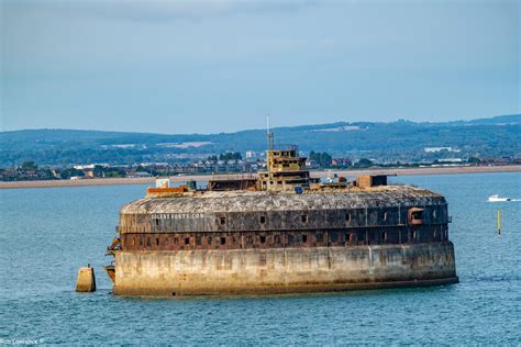 Horse Sand Fort Portsmouth. | The Solent Forts are a collect… | Flickr